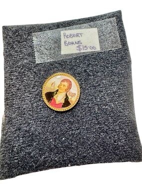 Vintage Portrait Gold-Tone Round Pin with Red Accents